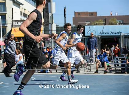 Thumbnail 2 in Pacifica Christian/Santa Monica vs. Albert Einstein Academy (Venice Beach Outdoor Classic) photogallery.