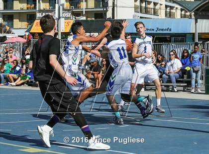 Thumbnail 3 in Pacifica Christian/Santa Monica vs. Albert Einstein Academy (Venice Beach Outdoor Classic) photogallery.