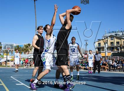 Thumbnail 1 in Pacifica Christian/Santa Monica vs. Albert Einstein Academy (Venice Beach Outdoor Classic) photogallery.