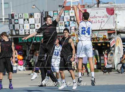 Thumbnail 1 in Pacifica Christian/Santa Monica vs. Albert Einstein Academy (Venice Beach Outdoor Classic) photogallery.