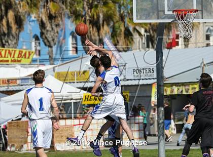 Thumbnail 1 in Pacifica Christian/Santa Monica vs. Albert Einstein Academy (Venice Beach Outdoor Classic) photogallery.