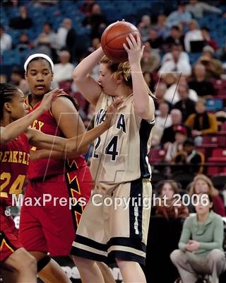 Thumbnail 3 in Berkeley vs. Napa (CIF NorCal D1 Final) photogallery.