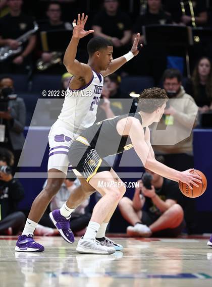Thumbnail 3 in Centerville vs Pickerington Central (OHSAA D1 Final)  photogallery.