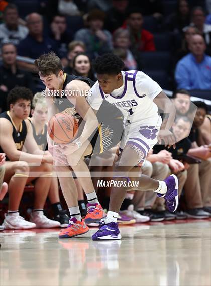 Thumbnail 2 in Centerville vs Pickerington Central (OHSAA D1 Final)  photogallery.
