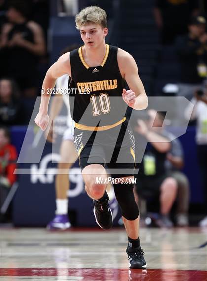Thumbnail 3 in Centerville vs Pickerington Central (OHSAA D1 Final)  photogallery.