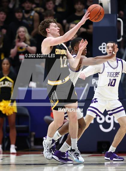 Thumbnail 2 in Centerville vs Pickerington Central (OHSAA D1 Final)  photogallery.