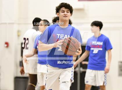 Thumbnail 1 in Gregori @ Beyer photogallery.