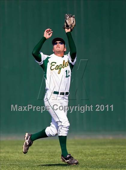 Thumbnail 3 in Magnolia vs. Klein Forest (Klein ISD Tournament) photogallery.