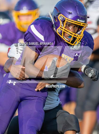 Thumbnail 1 in Omaha Westside @  Bellevue West photogallery.
