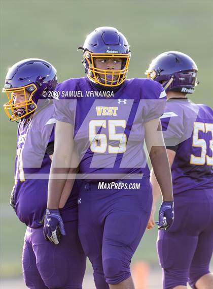 Thumbnail 2 in Omaha Westside @  Bellevue West photogallery.
