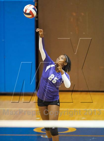 Thumbnail 3 in South Forsyth vs. Duluth (Tri-Match) photogallery.