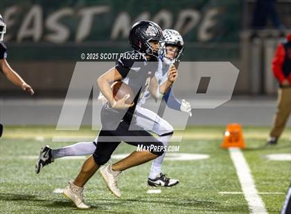 Thumbnail 2 in Flintridge Prep @ Cornerstone Christian (CIF SS D1 8-Man Championship) photogallery.