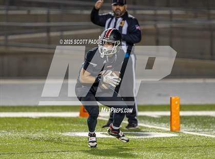 Thumbnail 2 in Flintridge Prep @ Cornerstone Christian (CIF SS D1 8-Man Championship) photogallery.