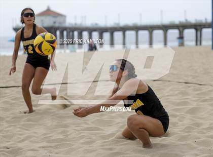 Thumbnail 1 in Ventura vs Mira Costa (CIFSS D1 Round 1) photogallery.