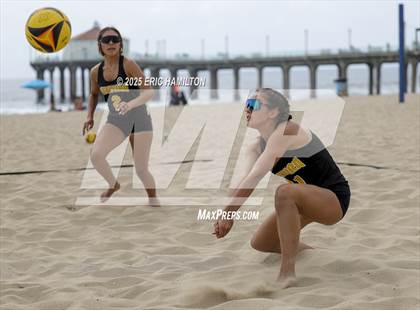 Thumbnail 1 in Ventura vs Mira Costa (CIFSS D1 Round 1) photogallery.