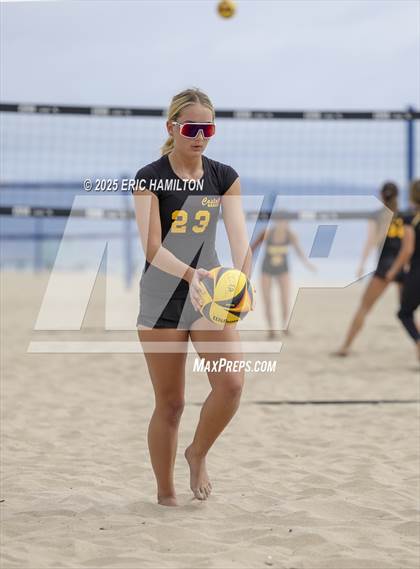 Thumbnail 1 in Ventura vs Mira Costa (CIFSS D1 Round 1) photogallery.