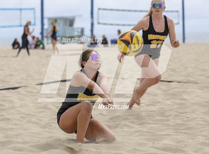 Thumbnail 2 in Ventura vs Mira Costa (CIFSS D1 Round 1) photogallery.