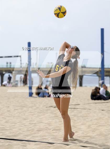 Thumbnail 1 in Ventura vs Mira Costa (CIFSS D1 Round 1) photogallery.