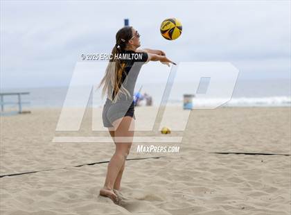 Thumbnail 3 in Ventura vs Mira Costa (CIFSS D1 Round 1) photogallery.