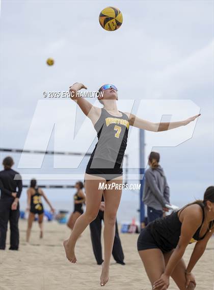 Thumbnail 2 in Ventura vs Mira Costa (CIFSS D1 Round 1) photogallery.