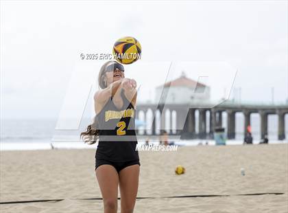 Thumbnail 2 in Ventura vs Mira Costa (CIFSS D1 Round 1) photogallery.