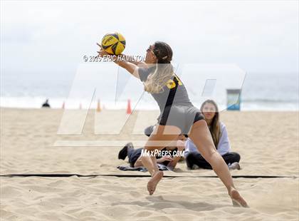 Thumbnail 3 in Ventura vs Mira Costa (CIFSS D1 Round 1) photogallery.