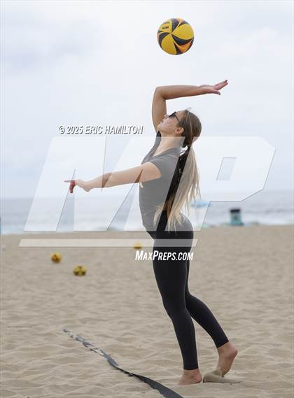 Thumbnail 3 in Ventura vs Mira Costa (CIFSS D1 Round 1) photogallery.
