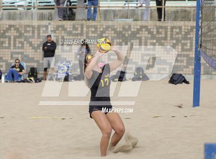 Thumbnail 3 in Ventura vs Mira Costa (CIFSS D1 Round 1) photogallery.
