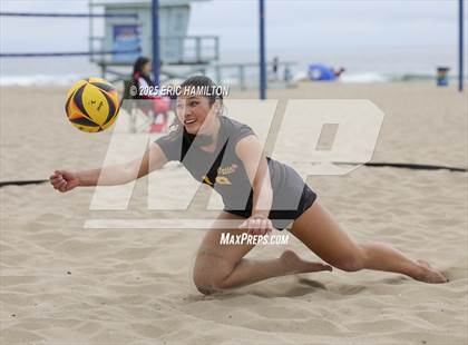 Thumbnail 3 in Ventura vs Mira Costa (CIFSS D1 Round 1) photogallery.