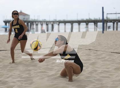 Thumbnail 3 in Ventura vs Mira Costa (CIFSS D1 Round 1) photogallery.