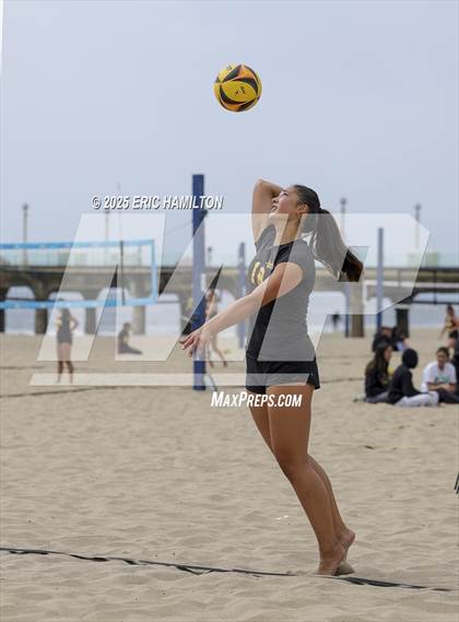 Thumbnail 3 in Ventura vs Mira Costa (CIFSS D1 Round 1) photogallery.