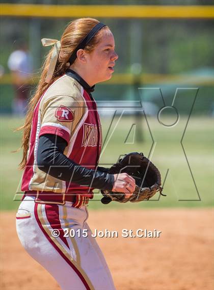 Thumbnail 3 in Riverdale vs. Hillcrest (Bob Jones Invitational) photogallery.
