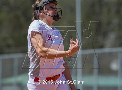 Thumbnail 2 in Riverdale vs. Hillcrest (Bob Jones Invitational) photogallery.