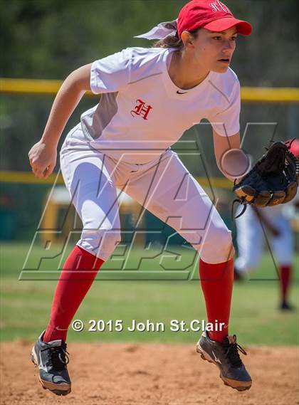 Thumbnail 2 in Riverdale vs. Hillcrest (Bob Jones Invitational) photogallery.