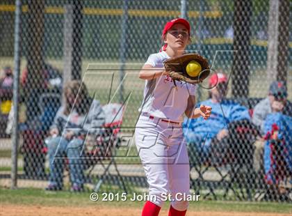 Thumbnail 3 in Riverdale vs. Hillcrest (Bob Jones Invitational) photogallery.