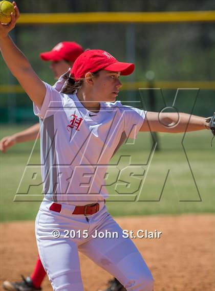 Thumbnail 2 in Riverdale vs. Hillcrest (Bob Jones Invitational) photogallery.