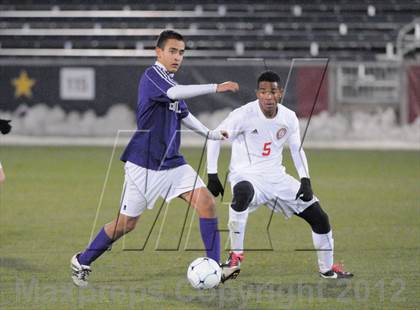 Thumbnail 2 in Boulder vs. Smoky Hill (CHSAA 5A Final) photogallery.