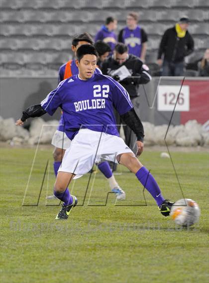 Thumbnail 3 in Boulder vs. Smoky Hill (CHSAA 5A Final) photogallery.