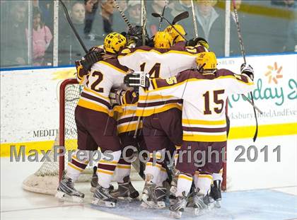 Thumbnail 2 in Weymouth vs Hingham (MIAA Super 8 Round Robin) photogallery.