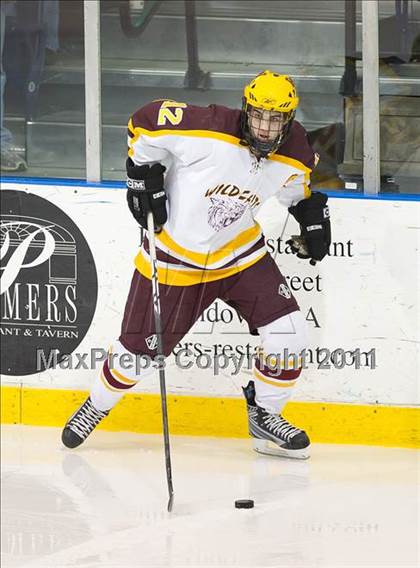 Thumbnail 1 in Weymouth vs Hingham (MIAA Super 8 Round Robin) photogallery.