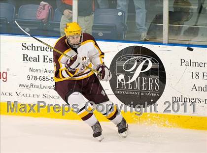 Thumbnail 3 in Weymouth vs Hingham (MIAA Super 8 Round Robin) photogallery.
