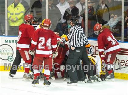 Thumbnail 3 in Weymouth vs Hingham (MIAA Super 8 Round Robin) photogallery.