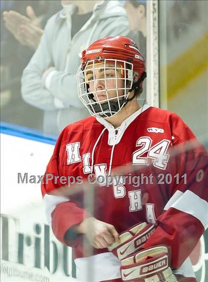 Thumbnail 2 in Weymouth vs Hingham (MIAA Super 8 Round Robin) photogallery.