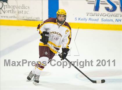 Thumbnail 1 in Weymouth vs Hingham (MIAA Super 8 Round Robin) photogallery.