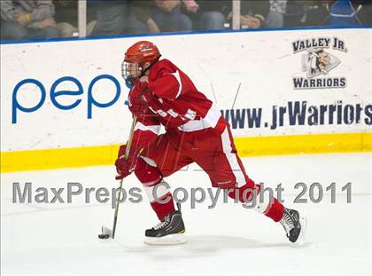 Thumbnail 3 in Weymouth vs Hingham (MIAA Super 8 Round Robin) photogallery.
