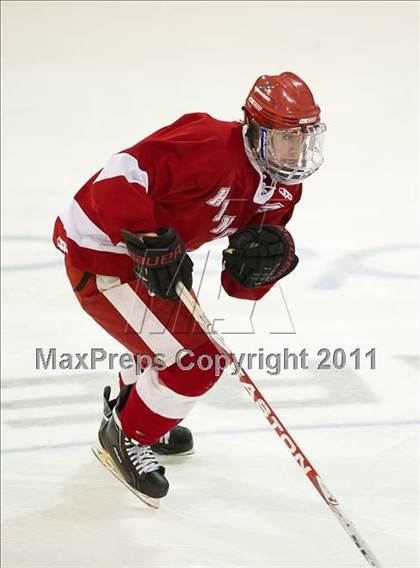 Thumbnail 1 in Weymouth vs Hingham (MIAA Super 8 Round Robin) photogallery.