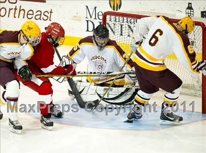 Thumbnail 3 in Weymouth vs Hingham (MIAA Super 8 Round Robin) photogallery.
