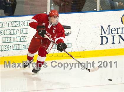 Thumbnail 3 in Weymouth vs Hingham (MIAA Super 8 Round Robin) photogallery.