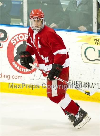 Thumbnail 2 in Weymouth vs Hingham (MIAA Super 8 Round Robin) photogallery.