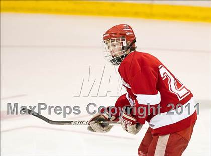 Thumbnail 3 in Weymouth vs Hingham (MIAA Super 8 Round Robin) photogallery.